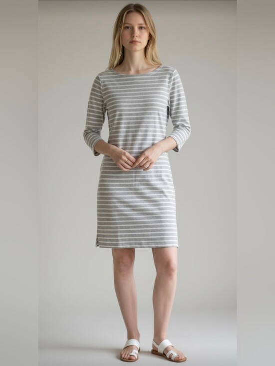 Vineyard Vines Dresses & Skirts - VINEYARD VINES! ASH GRAY & WHITE STRIPED 100% COTTON KNIT LONG SLEEVE DRESS! S